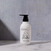 天然精油シャンプー うるう（400mL）ボトルの画像。6種の天然精油と複数の保湿成分が髪をやさしく包む